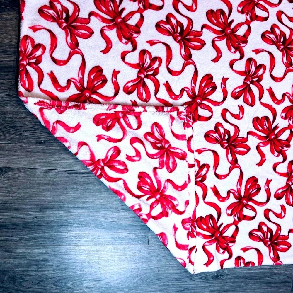 Betsey Johnson Pink White Bow Throw Blanket Plush Coquette Cozy Valentine 58x83